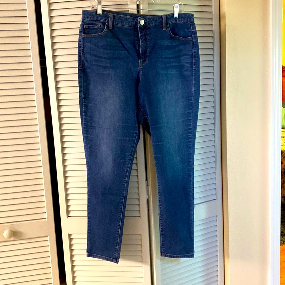 Bandolino Jeans Size 14 Gently Worn from smoke free home